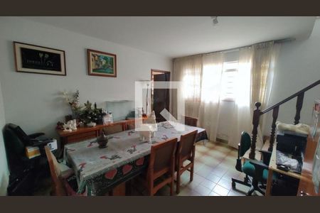 Casa à venda com 3 quartos, 144m² em Vila Friburgo, São Paulo