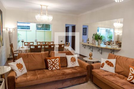 Sala de casa à venda com 5 quartos, 324m² em Jardim Sao Judas Tadeu, Guarulhos