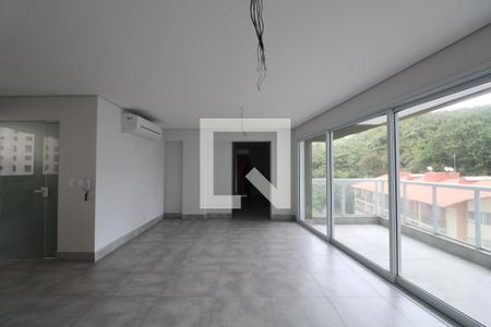Sala de apartamento para alugar com 3 quartos, 145m² em Jardim Las Palmas, Guarujá