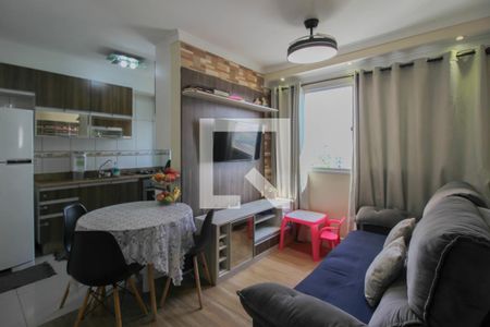 Sala de apartamento à venda com 2 quartos, 45m² em Jardim Cocaia, Guarulhos