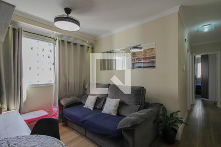 Sala de apartamento à venda com 2 quartos, 45m² em Jardim Cocaia, Guarulhos