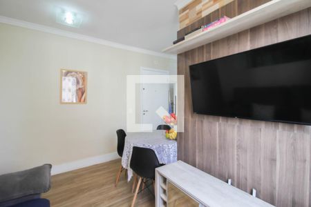 Sala de apartamento à venda com 2 quartos, 45m² em Jardim Cocaia, Guarulhos