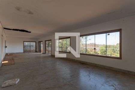 Sala 1 de casa para alugar com 4 quartos, 1400m² em Pampulha, Belo Horizonte