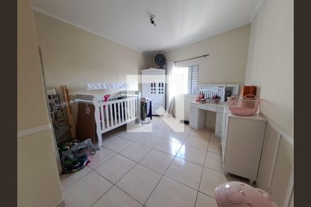 Quarto 2 de casa para alugar com 2 quartos, 225m² em Jardim Roberto, Osasco