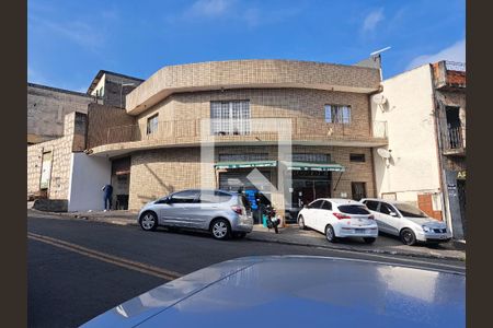 Fachada de casa para alugar com 2 quartos, 225m² em Jardim Roberto, Osasco