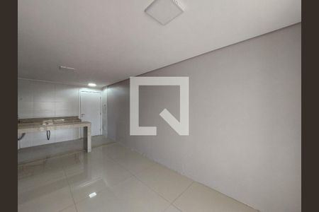 Sala de apartamento à venda com 2 quartos, 58m² em Vila Emir, São Paulo