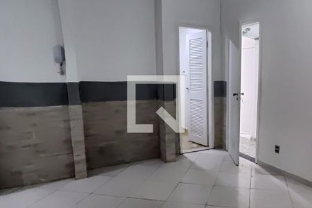 Sala de kitnet/studio para alugar com 1 quarto, 60m² em Tanque, Rio de Janeiro