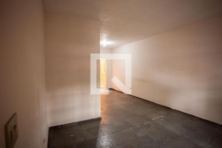 Sala de casa à venda com 3 quartos, 95m² em Vila Vitorio Mazzei, São Paulo
