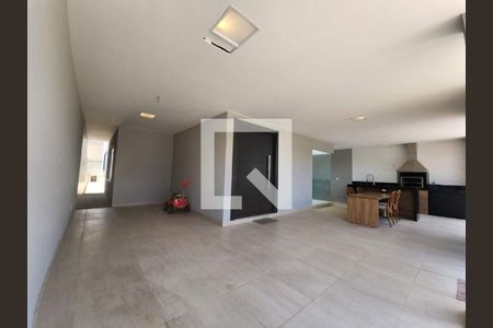 Casa à venda com 2 quartos, 300m² em Recreio dos Bandeirantes, Rio de Janeiro