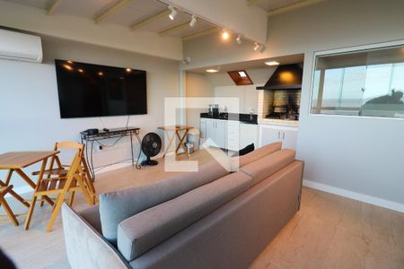 Sala 2 de casa de condomínio à venda com 3 quartos, 222m² em Vila Conceição, Porto Alegre