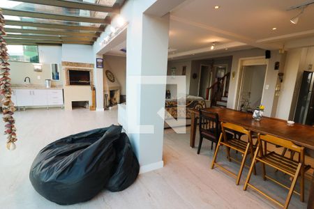 Sala 1 de casa de condomínio à venda com 3 quartos, 222m² em Vila Conceição, Porto Alegre