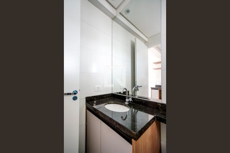 Banheiro de kitnet/studio para alugar com 1 quarto, 26m² em Tatuapé, São Paulo