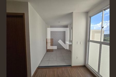 Cozinha de apartamento à venda com 2 quartos, 41m² em Jardim Esmeraldina, Campinas
