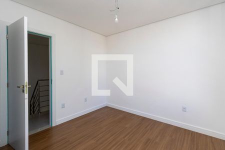 Quarto 2 - SemiSuíte de casa à venda com 3 quartos, 210m² em Planalto, Belo Horizonte