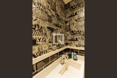 Lavabo de casa de condomínio à venda com 3 quartos, 100m² em Jardim Danfer, São Paulo