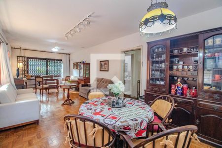 Sala de casa para alugar com 3 quartos, 190m² em Boa Vista, Porto Alegre