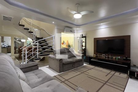 Sala de casa à venda com 3 quartos, 190m² em Jardim Santa Cecilia, Guarulhos