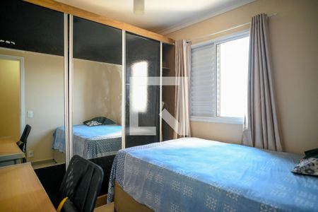 Quarto 1 de apartamento para alugar com 2 quartos, 56m² em Vila Caraguata, São Paulo