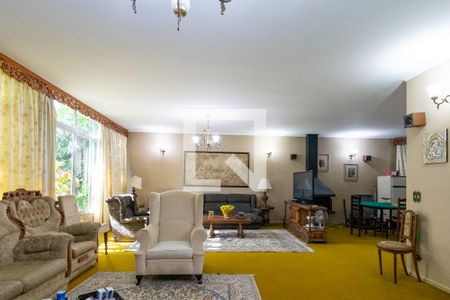 Sala de casa para alugar com 3 quartos, 492m² em Vila Alexandria, São Paulo