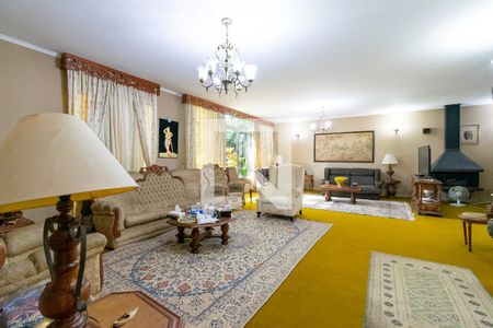 Sala de casa para alugar com 3 quartos, 492m² em Vila Alexandria, São Paulo