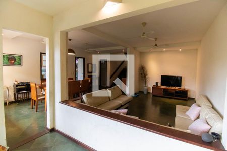 Sala de casa à venda com 5 quartos, 163m² em Vila Progresso, Niterói