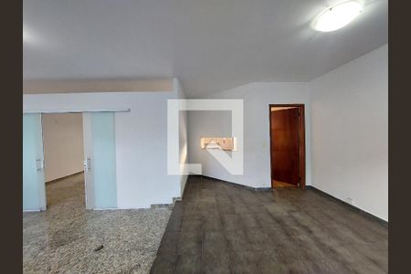 Sala de Jantar de casa para alugar com 4 quartos, 325m² em Jardim Consorcio, São Paulo
