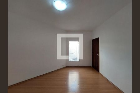 Sala 1° Andar de casa para alugar com 4 quartos, 325m² em Jardim Consorcio, São Paulo
