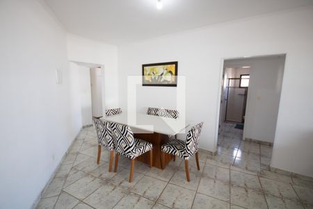 Sala de apartamento para alugar com 3 quartos, 120m² em Nova Mirim, Praia Grande