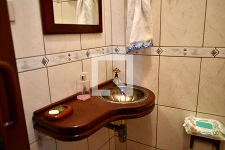 Lavabo 2 de casa para alugar com 3 quartos, 220m² em Chácara Inglesa, São Paulo