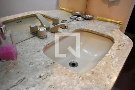 Lavabo 1 de casa para alugar com 3 quartos, 220m² em Chácara Inglesa, São Paulo