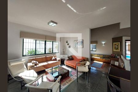 Sala de Estar de casa à venda com 3 quartos, 348m² em Jardim Santa Helena, São Paulo