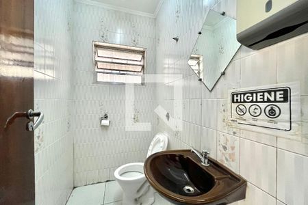Lavabo de casa para alugar com 4 quartos, 287m² em Cidade Vargas, São Paulo