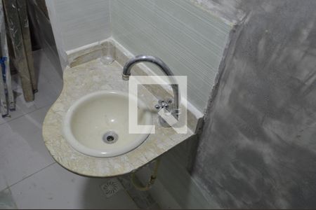 Lavabo de casa à venda com 2 quartos, 200m² em Gardênia Azul, Rio de Janeiro