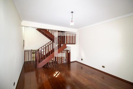 Sala de casa para alugar com 3 quartos, 336m² em Butantã, São Paulo