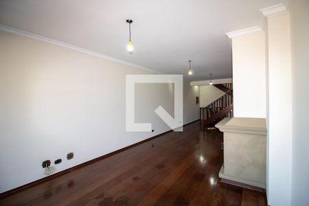 Sala de casa para alugar com 3 quartos, 336m² em Butantã, São Paulo