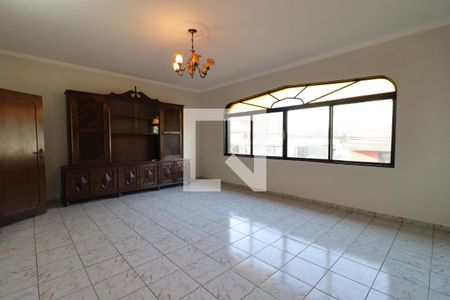 Sala de casa para alugar com 5 quartos, 262m² em Jardim Palma Travassos, Ribeirão Preto