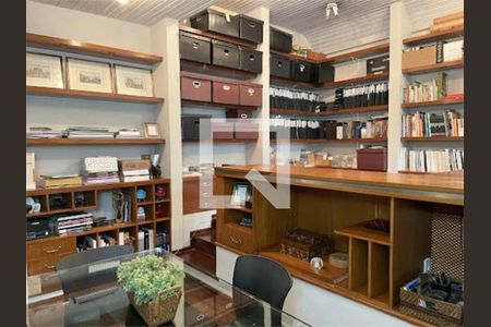 Casa à venda com 5 quartos, 900m² em Paineiras do Morumbi, São Paulo