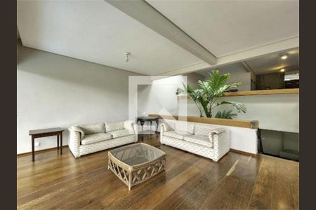 Casa à venda com 5 quartos, 900m² em Paineiras do Morumbi, São Paulo