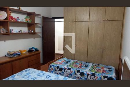 Casa à venda com 4 quartos, 290m² em Interlagos, São Paulo