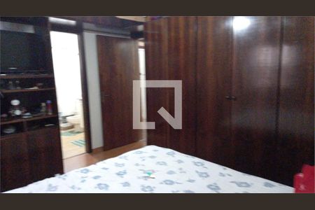 Casa à venda com 4 quartos, 290m² em Interlagos, São Paulo