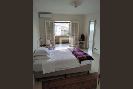 Casa à venda com 4 quartos, 320m² em Paraíso do Morumbi, São Paulo