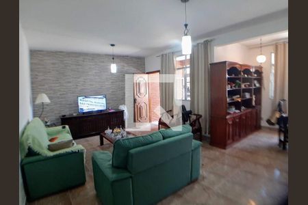 Casa à venda com 3 quartos, 235m² em Pilares, Rio de Janeiro