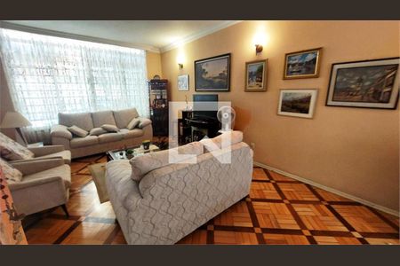 Casa à venda com 3 quartos, 185m² em Granja Julieta, São Paulo