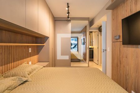 Suíte de apartamento para alugar com 2 quartos, 75m² em Alphaville Industrial, Barueri