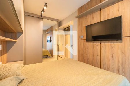 Suíte de apartamento para alugar com 2 quartos, 75m² em Alphaville Industrial, Barueri