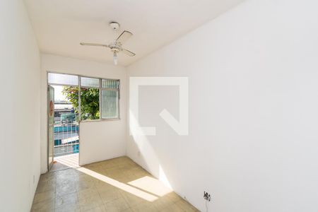Sala de apartamento para alugar com 1 quarto, 50m² em Cordovil, Rio de Janeiro