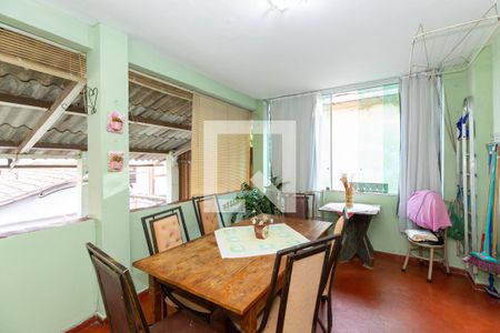 Varanda de casa à venda com 3 quartos, 450m² em Caiçaras, Belo Horizonte