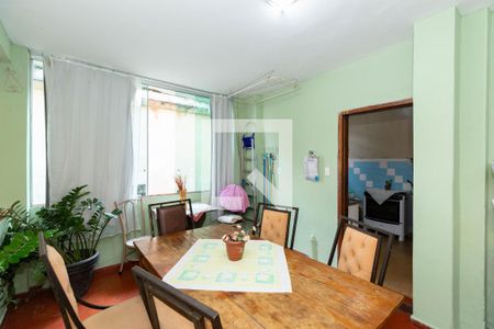 Varanda de casa à venda com 3 quartos, 450m² em Caiçaras, Belo Horizonte