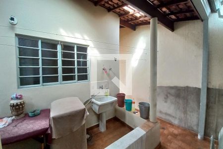 Vista da Sala de casa para alugar com 1 quarto, 27m² em Vila Padre Manoel de Nobrega, Campinas