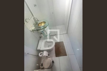 Banheiro Suíte de casa para alugar com 2 quartos, 140m² em Alvorada, Contagem